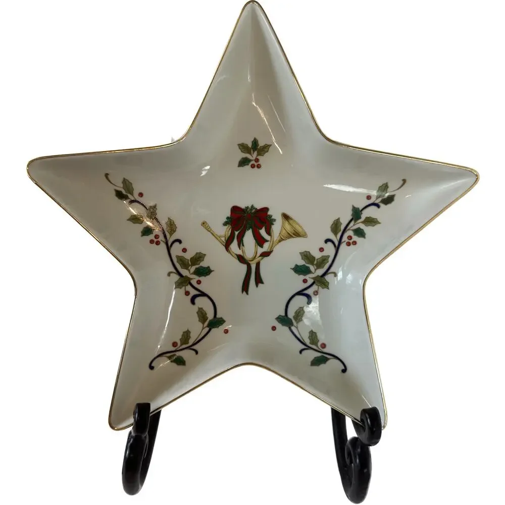 Holiday Bloom Star Shaped Candy Dish 9